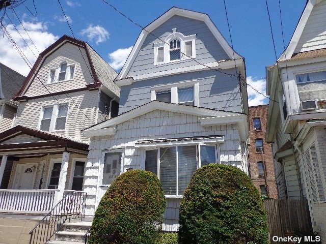 Listing in Woodhaven, NY