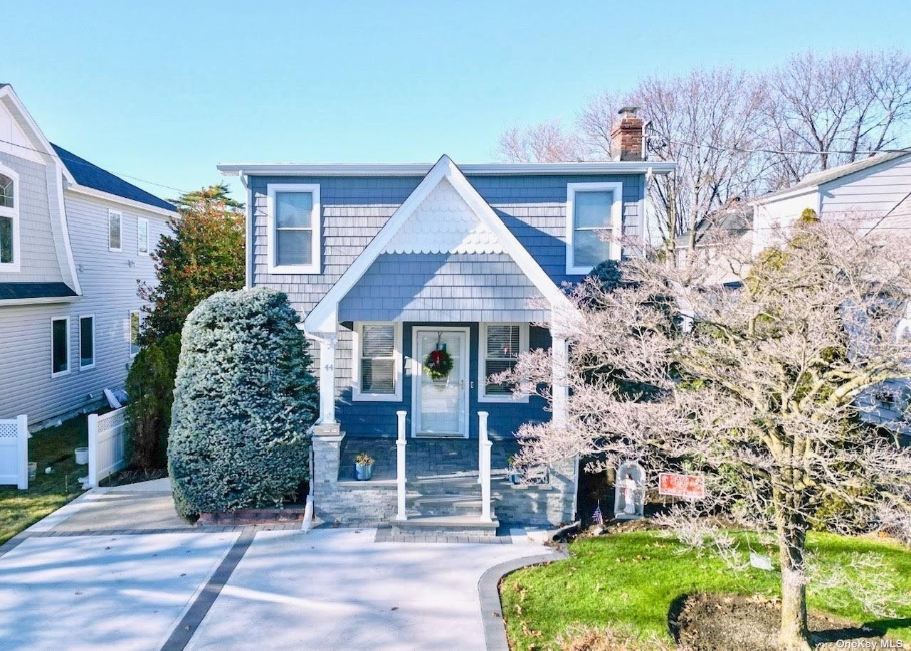 Two Family in Rockville Centre - Jefferson  Nassau, NY 11570