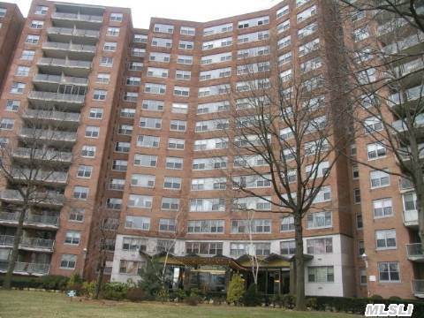 Huge 1Bd/1Bth Co-Op Apartment In The Luxury Fairview Development. High Floor, Amazing Views From The Terrace, Renovated Kitchen. 24 Hour Doorman, Swimming Pool, Hardwood Floors, All Utilities Included.