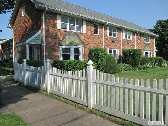 This Is A Fannie Mae Homepath Property. Bright And Airy 2 Br Upper Unit In Well Maintained Complex. New Paint And Carpet. Close To Shopping,  Restaurants And Long Island Railroad. Great Location For N Y C Commuters.