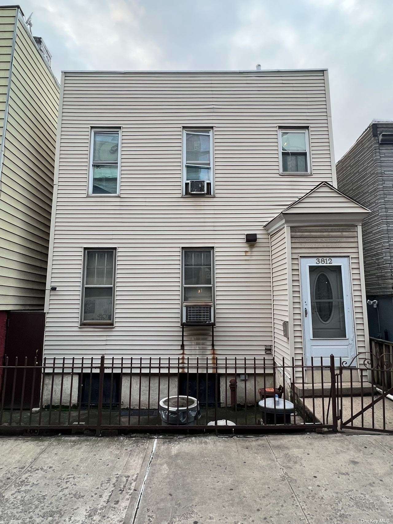 Single Family in Long Island City - 31st  Queens, NY 11101