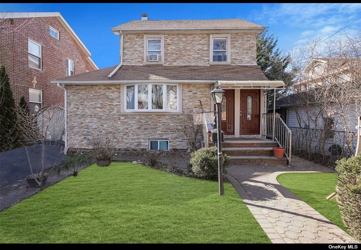 Listing in Fresh Meadows, NY