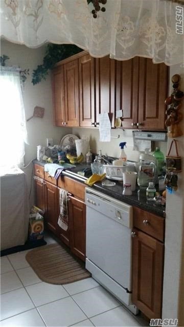 Huge 1 Bedroom In Islip, Needs Some Tlc. Maintenance With Star Currently About $710. Excellent Location Close To Club House, Parking, Laundry Room. Super Pet Friendly. Why Rent When You Can Own For Less!!