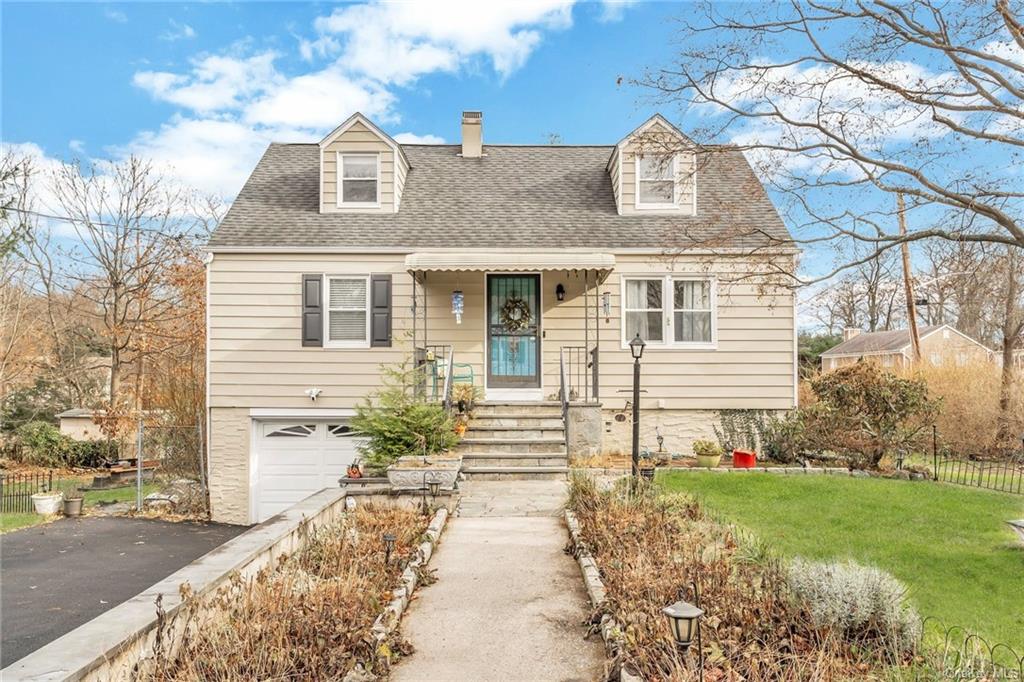 Single Family in Greenburgh - Cooper  Westchester, NY 10603