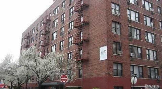 Large1 Bedroom/1 Bath For Sale. It Features Bright Rooms, Updated Kitchen, And Hardwood Floors Throughout. 3 Blocks To #7 Train On Roosevelt Avenue.
