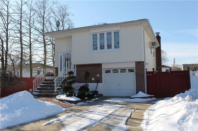 Hi Ranch In Desirable Massapequa Shores Location; Flood Zone X - Flood Insurance Not Required! Coveted Massapequa Sd. Very Good Condition; Mbr Plus 3 Additional Bedrooms,  2 Full Baths. Hardwood Floors. Possible M/D With Proper Permits. Priced To Sell!!