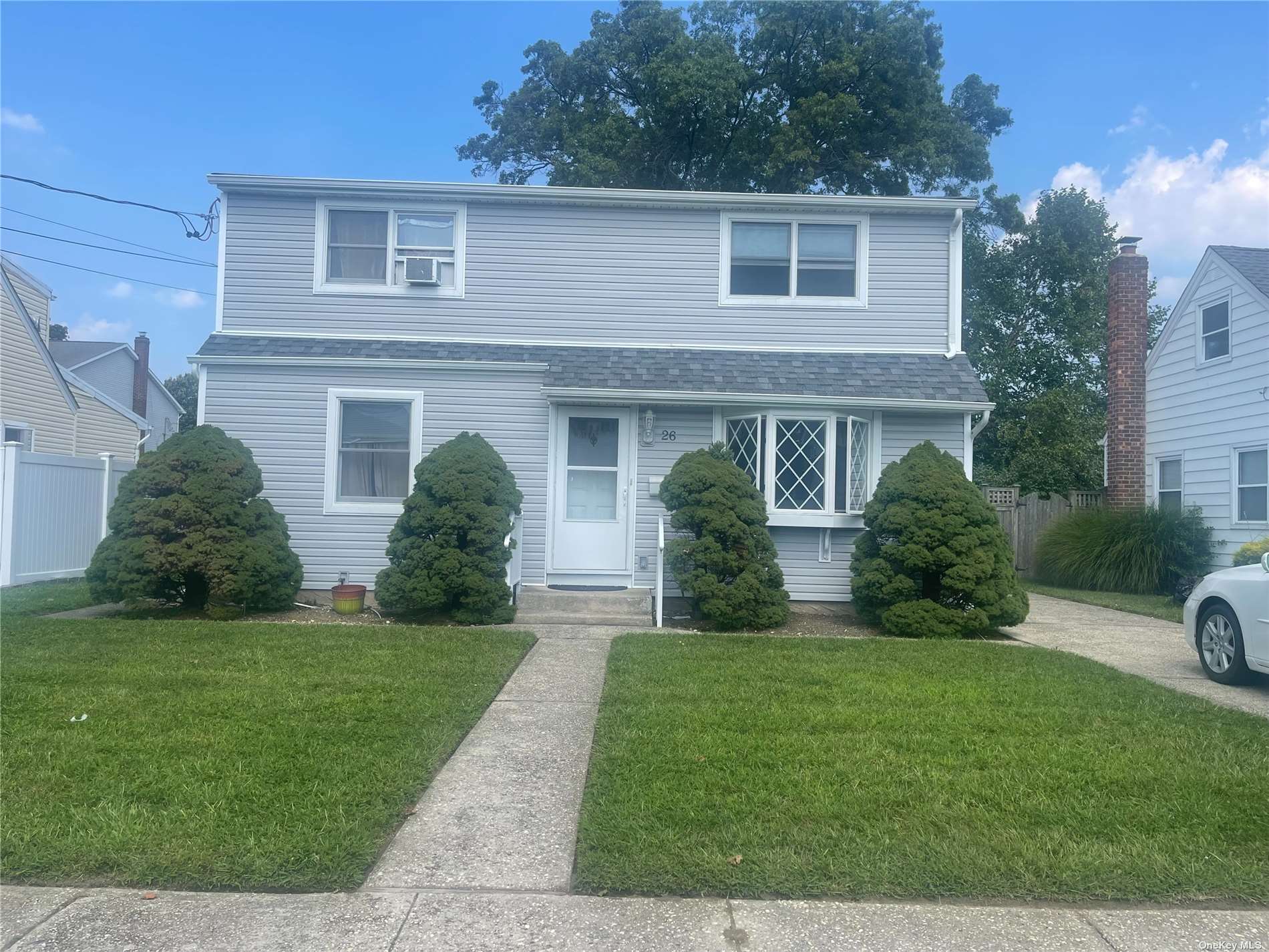 House in Plainview - Virginia  Nassau, NY 11803