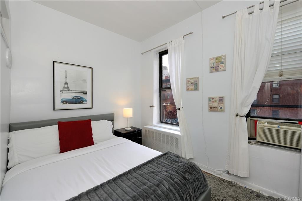 Apartment in New York - 89th  Manhattan, NY 10128