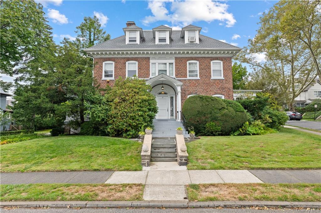 Single Family in Yonkers - Fanshaw  Westchester, NY 10705