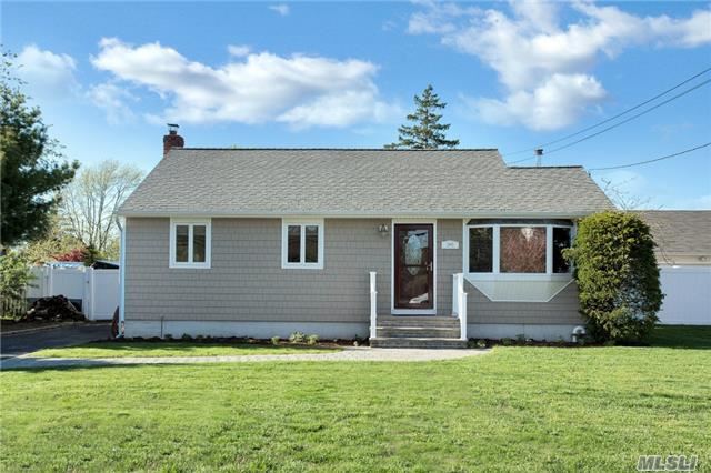 Move In Ready Home In Desirable East Islip Schools New Kitch/Granite Countertops/Radiant Heat Ready/Cac/New Siding/Hw Floors Throughout/New Shed/New Walkway/ Wood Burning Stove. A Must See! Won&rsquo;t Last!