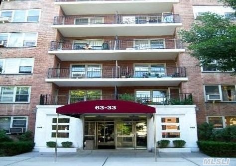 Huge 1350 S.Ft Full 2Bdr / 2Bath Apartment With Terrace In The Luxury Doorman Co-Op. Oversized Living Room, Beautiful View, Many Closets, Fireproof Construction. Bright And Sunny Apartment. Great Rego Park Location. Near Pvt & Public Schools. Close To Shopping Center And Subway. Won't Last!