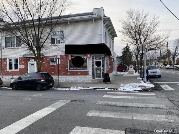 Commercial Lease in Yonkers - Nepperhan  Westchester, NY 10703