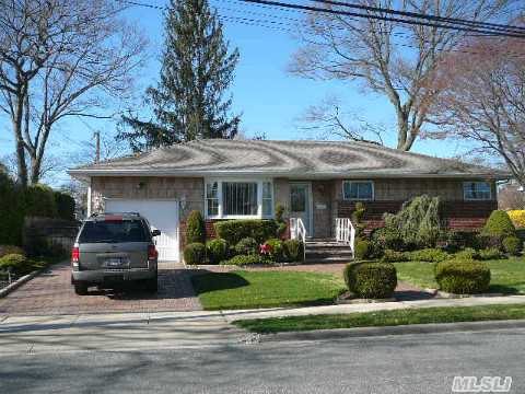 Pictures Don't Do This House Justice!Nature Trails, A Park, Immaculate 4 Br 1.5 Expanded Ranch, Too Many Updates To Mention, Move In Condition