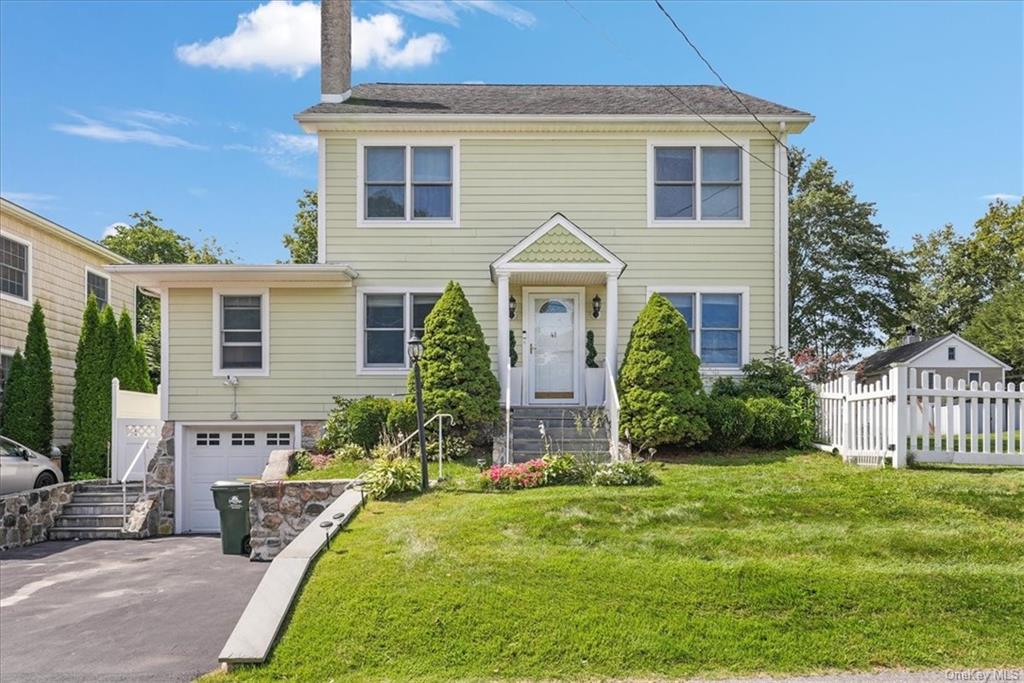 Single Family in Somers - Ross  Westchester, NY 10598