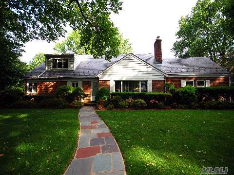 Sprawling 4Br,2.55 Bath Brick Exp. Ranch In Russel Gardens. This Home Is On 160X125 Surrounded By Beautiful Trees And Shrubs. Lr W/Fp, State Of The Art Kitchen Wi Recently Renovated W/ Granite Counter Tops.Master Br Is On Main Fl.,3 Br's On Second Floor. Full Fin.Bsmnt. W/ Kitchen & Bath. Specl.Features Electric Air Filter,New 6 Zone Sprinkler System, Slate Roof, Attic Fan