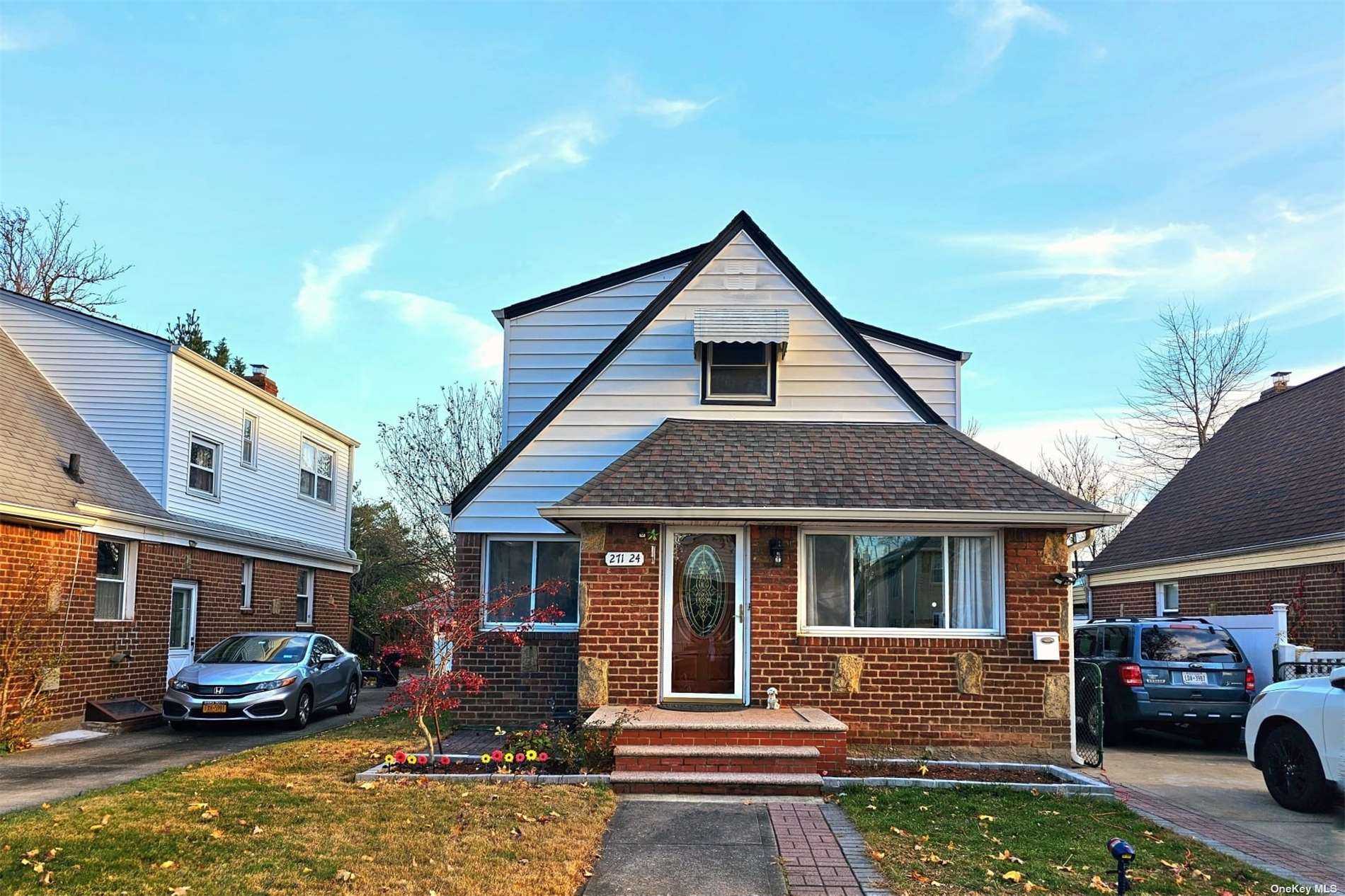 Single Family in New Hyde Park - 77th  Queens, NY 11040