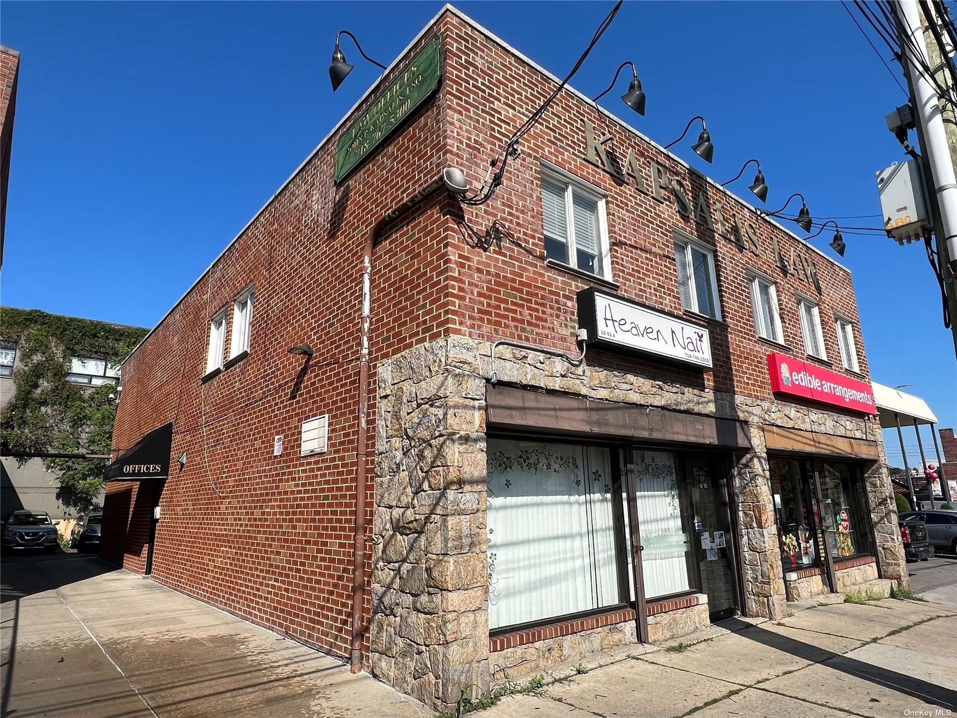 Commercial Lease in Whitestone - Clintonville  Queens, NY 11357