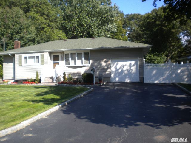 Beautiful Ranch,  West Islip School District. 3 Brs,  2 Baths,  Eik,  Fdr,  Lr,  Full Fin Bsmt. Hrwd Floors Throughout,  Cac,  Very Large Property,  Igs,  Double Driveway,  Pool Is A Gift. Taxes W/Star $7, 505.79