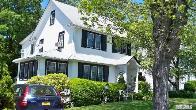 Spacious 3 Br,  3.5 Bath Stucco Colonial In Terrace Manor Section Of Manhasset Convenient To Town & Lirr. Lr With Gas Fp,  Fdr,  Eik,  Sunroom,  Family Room,  And Pr On Main Level. Three Bedrooms And 2 Full Baths On Second Level. Walk Up Third Floor Has Large Den/Office And Full Bath. New 4 Zone Gas Furnace And Hw Heater. Munsey Park Es.