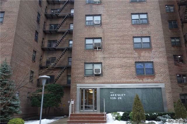 Nice Size Of One Bedroom Unit, Kitchen And Bathroom Has Window, Bedroom Facing South, Walk-In Closet. Qm2 Directly To Manhattan, Q25Q34Q20Q16 To Downtown Flushing In 10 Minutes, Maintenance Includes All The Utilities.