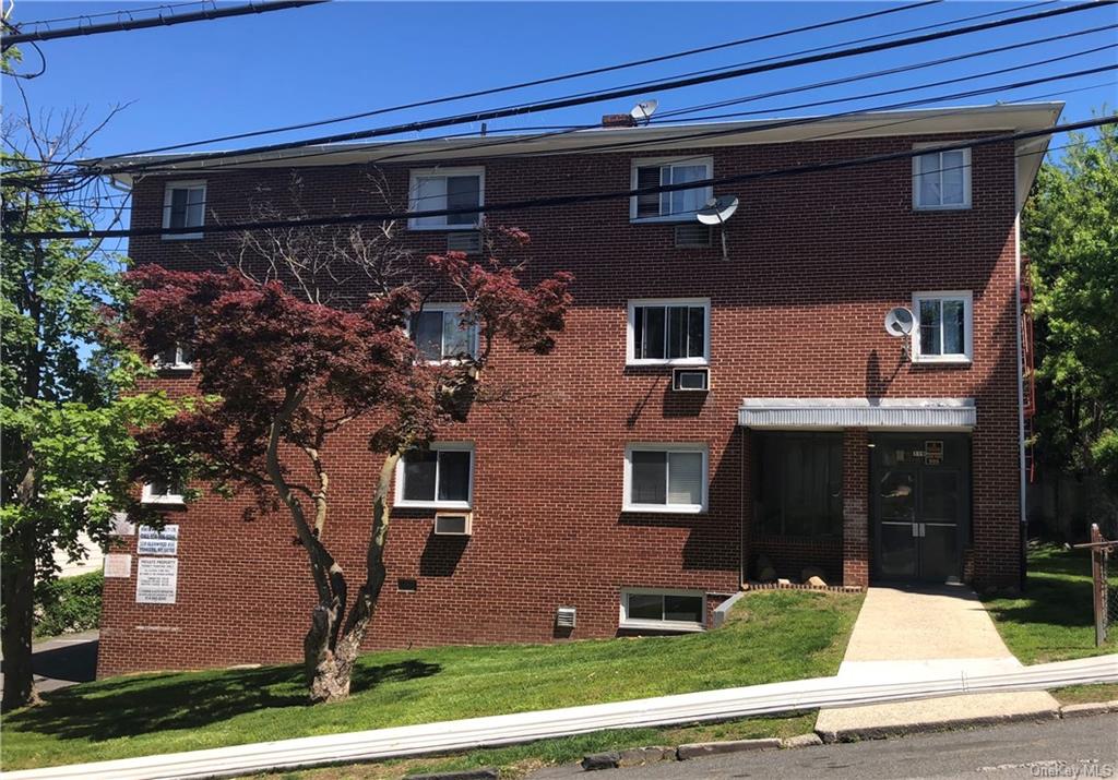 17 Family Building in Yonkers - Glenwood  Westchester, NY 10701