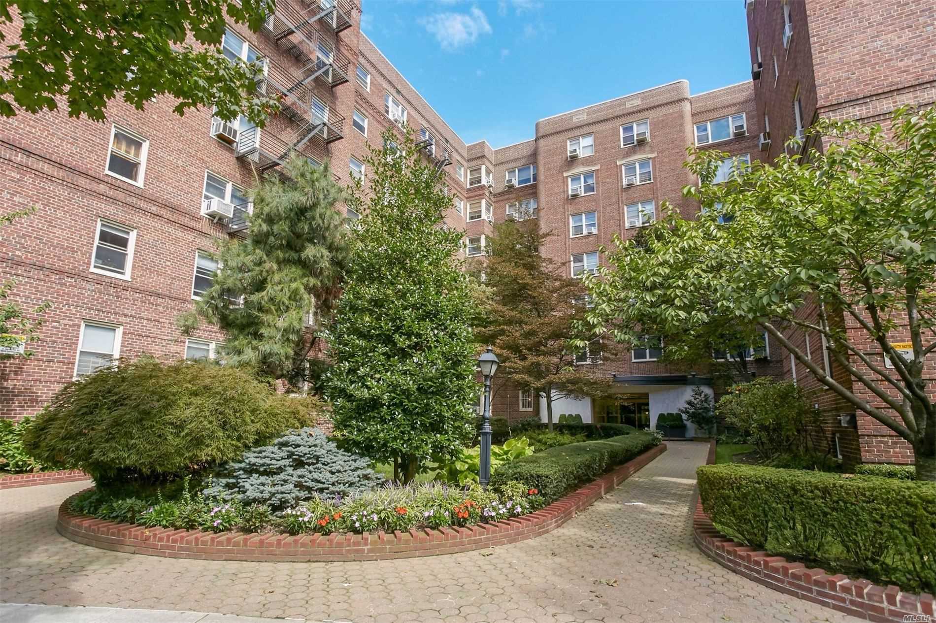 Rarely available full 3 bedroom 2 bath unit with terrace. Tremendous space! Needs work. Great doorman building. Short walk to Continental E &F subway trains, and M & R local. Q23, & Q60 bus.