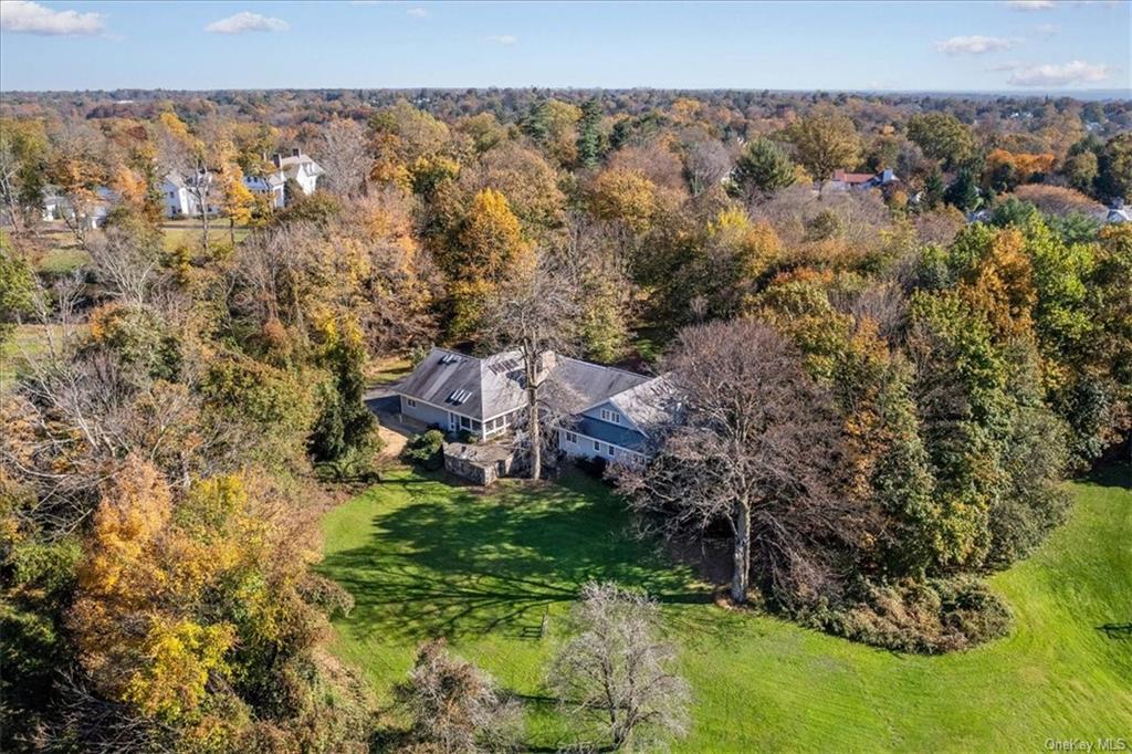 Single Family in Harrison - Westerleigh  Westchester, NY 10577