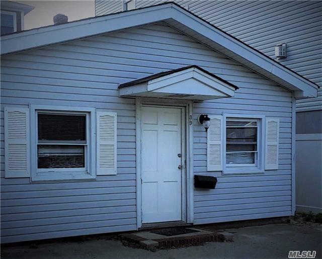 Beachside Bungalow Located In The Heart Of The West End. Easy Access To Boardwalk And Ocean. Near Shopping And Stores. Great Oceanfront Community. Fireplace, Dining Area, Utility Room. Great Time To Own A Home In Long Beach. Don't Miss Out.