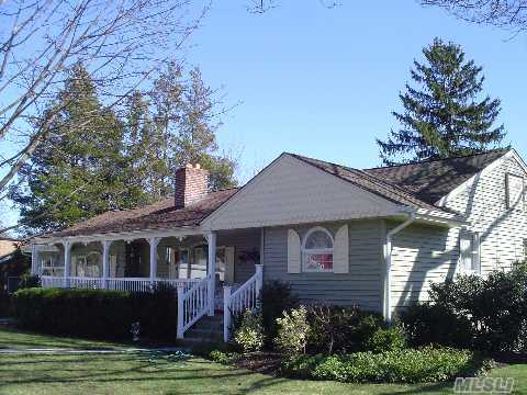 Perfect Mid-Block Location,4 Br's One Level,Newer Maple Kitchen(5 Yrs)W/Corian Counters,Sliders From Fdr To Trex Deck To Private Yard,Andersons Wndws,Lotsa Closets,Crown Moldings,Hi-Hats,Htg/Hw Heater(5Yrs),Fully Fenced,Country Front Porch,2 Ceiling Fans,Lite/Brite F/Bsmt W/Access W/Potenial+,'One Level Living At Its Finest', Prime Sd#2, Handicapped Accessible.