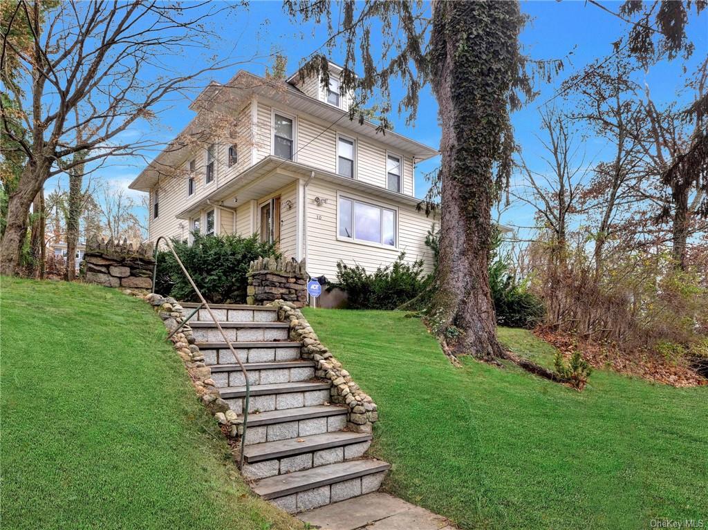 Single Family in Greenburgh - Columbia  Westchester, NY 10530