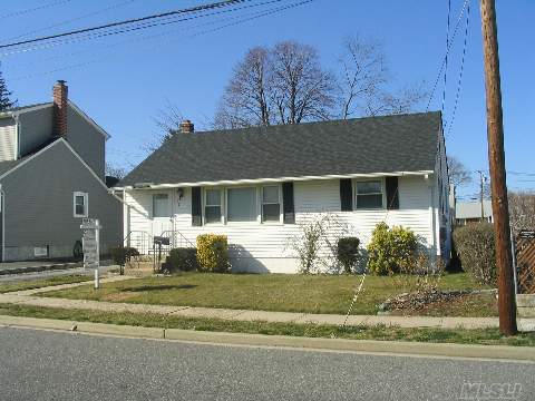 This Ranch Home Features Updated Kitchen With Gas Cooking, Lr/Dr, 3Bedrooms With Wood Floors,Full Updated Bath. Part Finished Basement With Tile Floor And Utility Area. New Roof 1 Year Old.