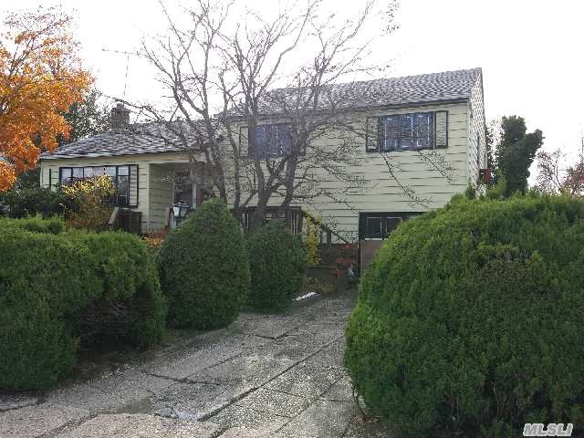 Large Split In One Of The Best Areas In Hicksville,  3 Bedrooms 2.5 Baths,  Tremendous Potential,  Don???t Let This One Get Away.  As Is Condition.