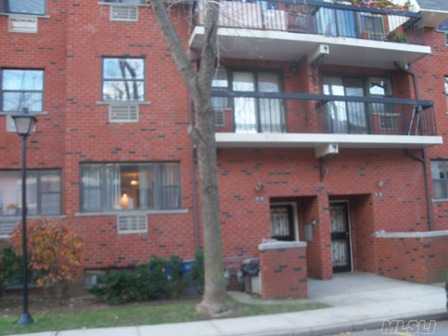 Beautiful 3Br Condo With 2 Full Baths, Balcony, Washer & Dryer In Apt. And Indoor Parking. Prime Location Near All.