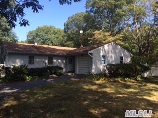 Opportunity Knocks With This 3 Bedroom Home In Ronkonkoma, Bring Your Imagination And Make This Home Your Own!