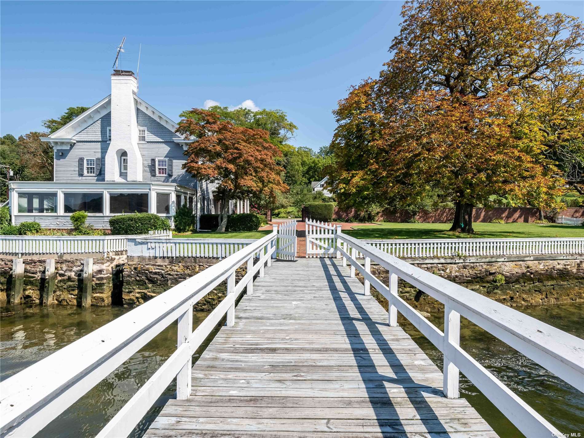 Single Family in Cold Spring Harbor - Harbor  Suffolk, NY 11724