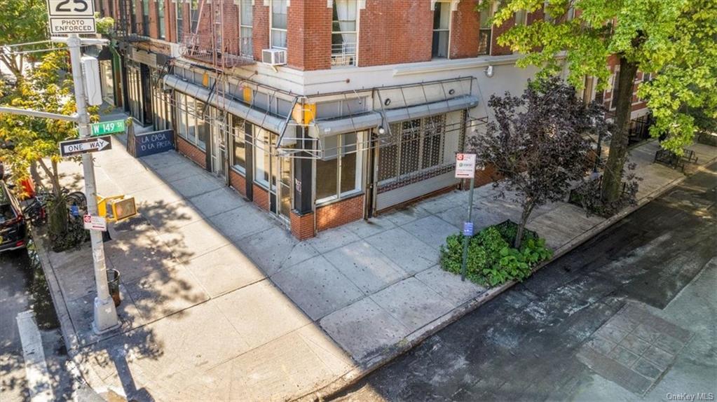 Commercial Lease in New York - 149th  Manhattan, NY 10031