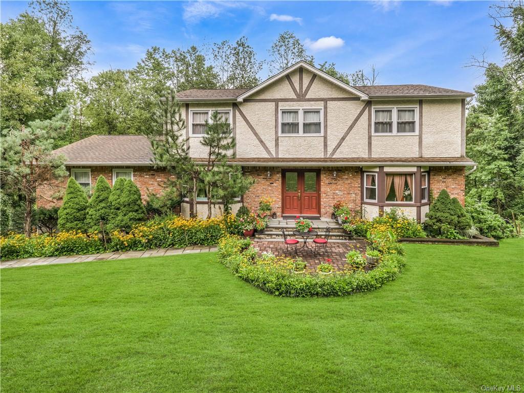 Single Family in Clarkstown - Demarest Mill  Rockland, NY 10994