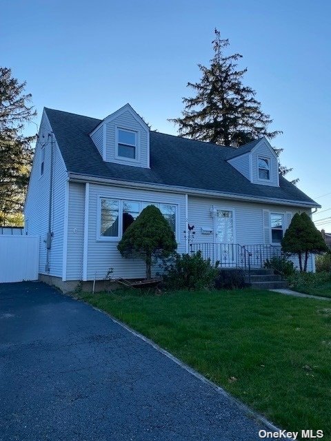 Listing in East Norwich, NY