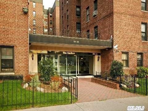 Beautiful Upper Level One Bedroom In Briarwood!  Spacious Rooms,  Perfect Location.  Near 'F' Train (Via Van Wyck),  Major Pkwys,  Courts,  Airports.  Express Bus To Manhattan,  St. Johns University!  Enjoy Queens Blvd & Main St. Shops And Restaurants! Private Parking!  Maintenance Inc Taxes And Heat. A Must See!