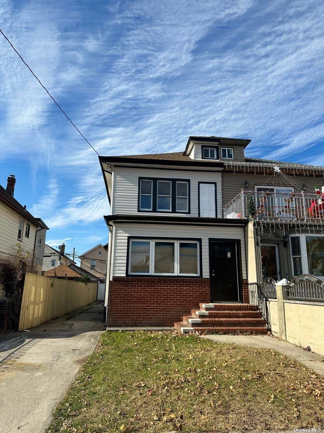 Single Family in Jamaica - 218th  Queens, NY 11429