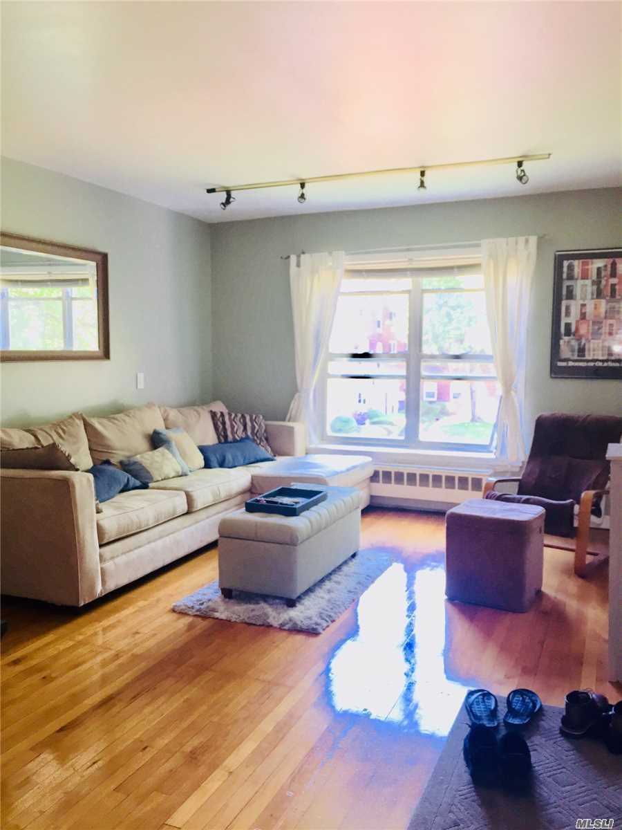 Sunny & Gorgeous 1 Bedroom Apartment. Offers Plenty Of Closets, Beautifully Manicured Garden Co-Op Complex, 10 Min To Lirr, Shopping And Restaurants. Short Walk To Laundry Room. See Photos Of Alternate Layout.