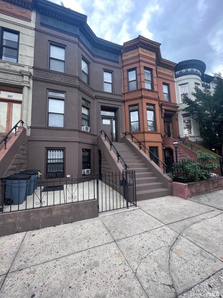 Apartment in Crown Heights - Brooklyn  Brooklyn, NY 11213