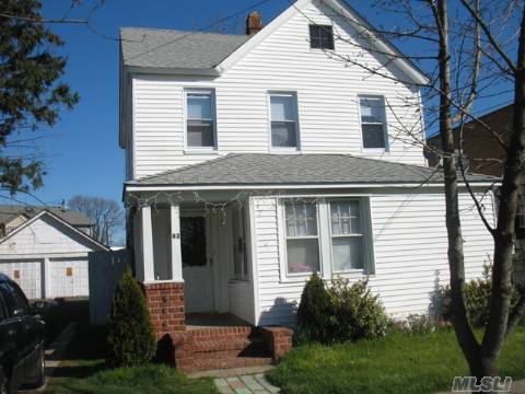 Colonial,  Average Condition,  Featuring Living Room,  And 5 Bedrooms