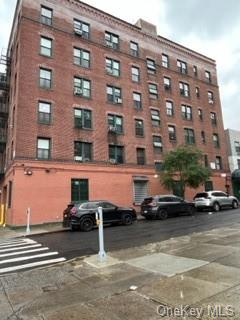 Coop in Bronx - 159th  Bronx, NY 10451
