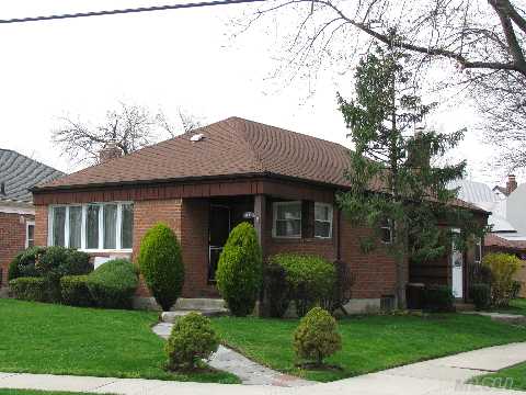 Quiet Block Corner House, Move In Condition, Finished Basement /Sep Entrance.