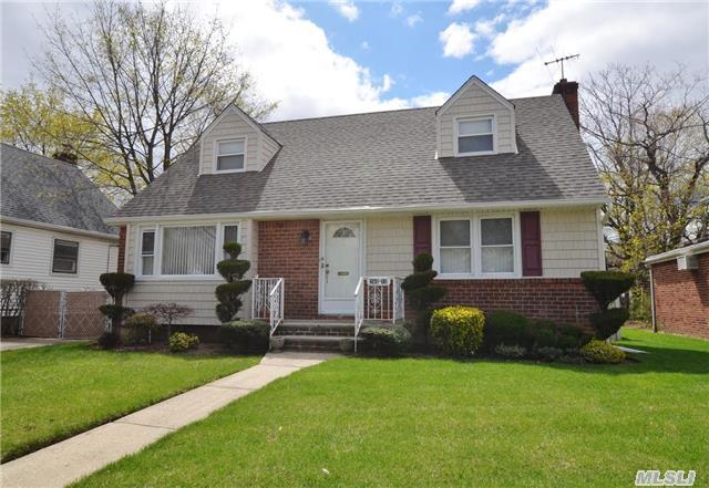 A Clean Updated Home In Convenient Location! Updated Granite Kitchen W/Ss Appliances. Hardwood Flrs, Updated Bath, Siding, Roof & Windows. Gas Heat & Cooking! Igs Alarm, . Possible Professional Location!