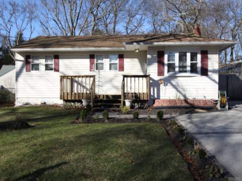 Subject Ot Bank Approval. Great Starter Home In North Shirley. Large Fenced Yard.