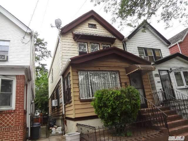 Detached 1 Family 7 Rooms,  3 Bedrooms,  Kit,  L/R,  Dr,  Full Basement,  Private Rear Yard. Bathroom 3 Years Old,  Parquet Floors In Living Room And Dining Room. Near Shops,  Transit And Schools. New Water Main.