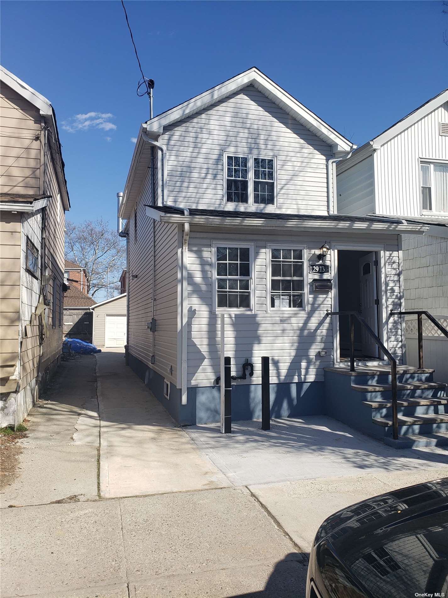 Single Family in South Ozone Park - 135th Place  Queens, NY 11420