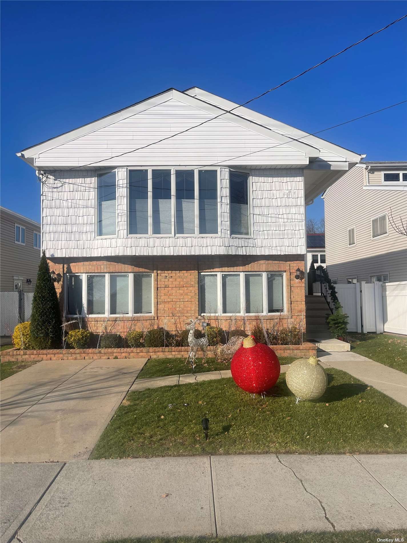 Single Family in Howard Beach - 161st  Queens, NY 11414